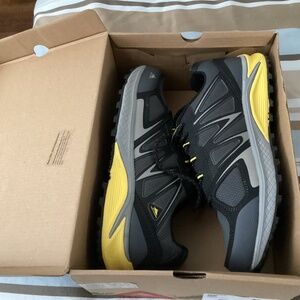 High Sierra Men’s Shoe